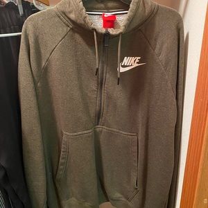 Nike Half Zip Pullover
